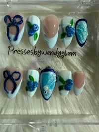 Image 4 of BLUEBERRY BLISS