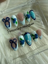 Image 3 of BLUEBERRY BLISS