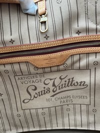 Image 17 of Louis Vuitton Neverfull MM Monogram Canvas