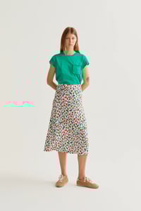 Image 3 of Falda midi con estampado Guinda