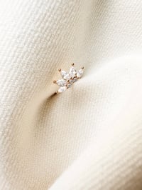 Image 1 of Boucle d'oreille EXQUISE