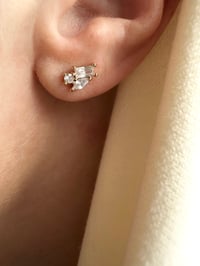 Image 2 of Boucle d'oreille INNE