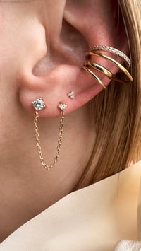 Image 2 of Boucle d'oreille ATTIRANCE