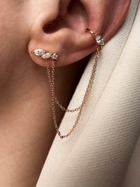 Image 1 of Boucle d'oreille DISTINGUE