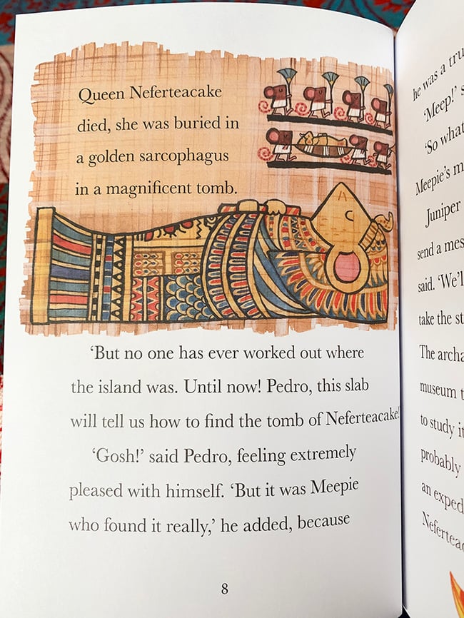 Of Mice and Mummies: Queen Neferteacake