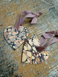 2 x hand marbled wooden hearts with ribbon 