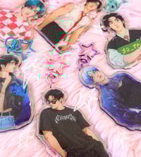 Image 1 of LEE KNOW - KEYCHAINS