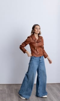 Image 2 of CAZADORA COLOR COGNQC BMB