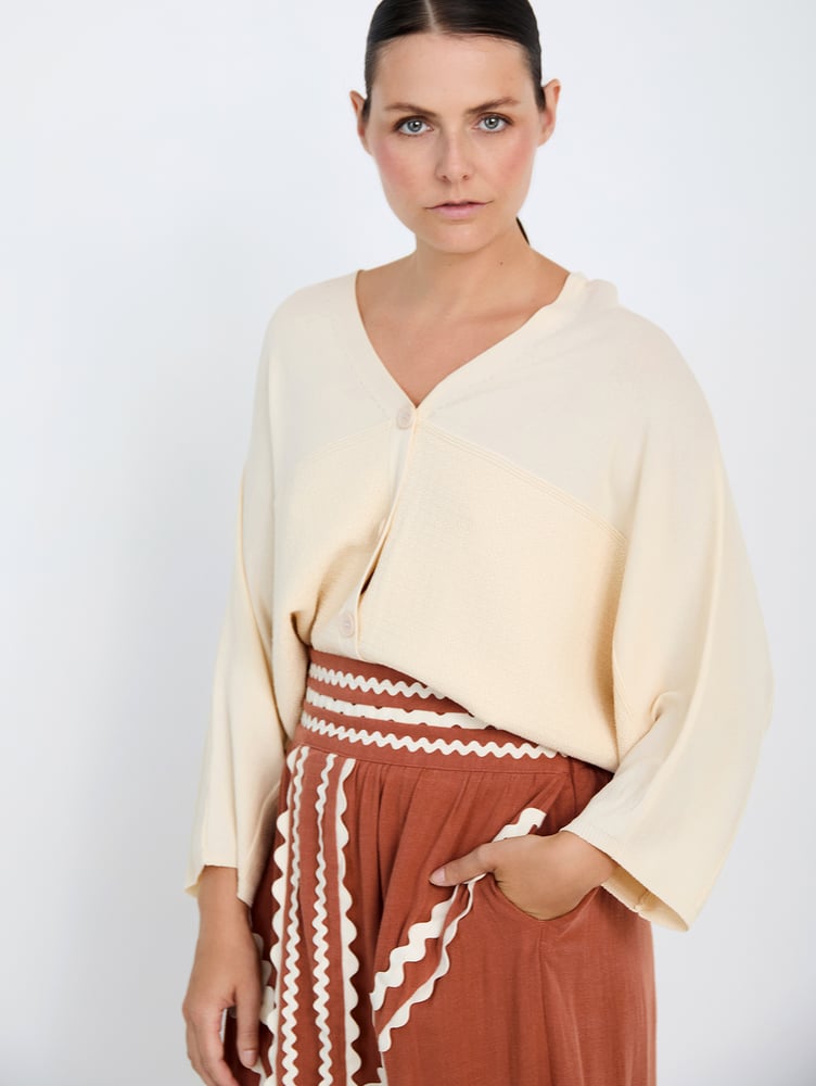 Image of Cárdigan Kanbutsue