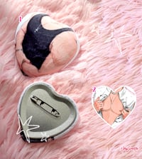 Image 2 of (PRE-ORDER) HEART PLUSH BADGE