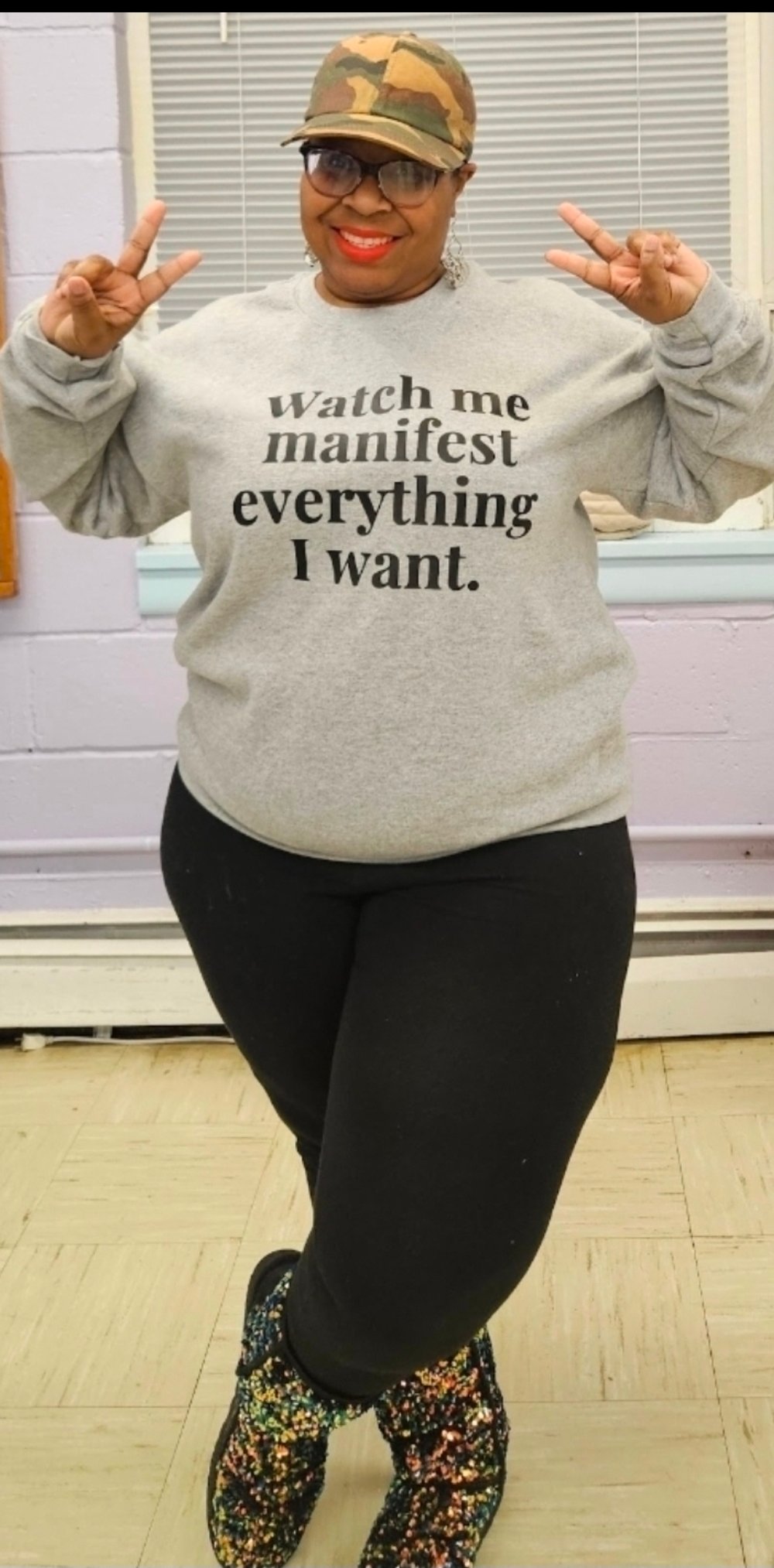 Image of Manifest sweat shirt 