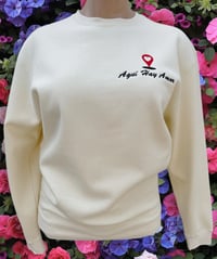 Image 2 of Aquí Hay Amor - Más Amor Menos Odio Embroidered Top