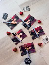 Image 1 of Elvira cosplay signed 4x6 photo bundle (5 photos)