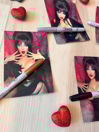 Image 5 of Elvira cosplay signed 4x6 photo bundle (5 photos)