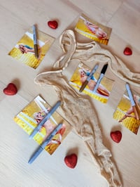 Image 3 of Worn Harley Quinn fishnets and signed 4x6s