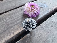 Image 8 of Dahlia ring, size 7