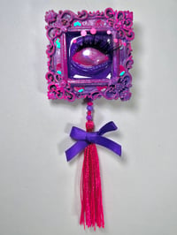 Image 1 of Snatcherz Mini: Gworl Crawl (Magnet + Wall Charm)