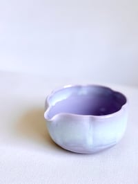 Image 2 of Lavender 5 Petals Matcha Bowl with Opalescent Glaze 