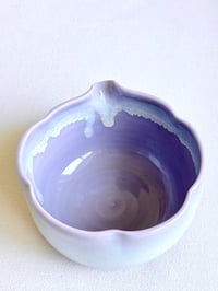 Image 4 of Lavender 5 Petals Matcha Bowl with Opalescent Glaze 