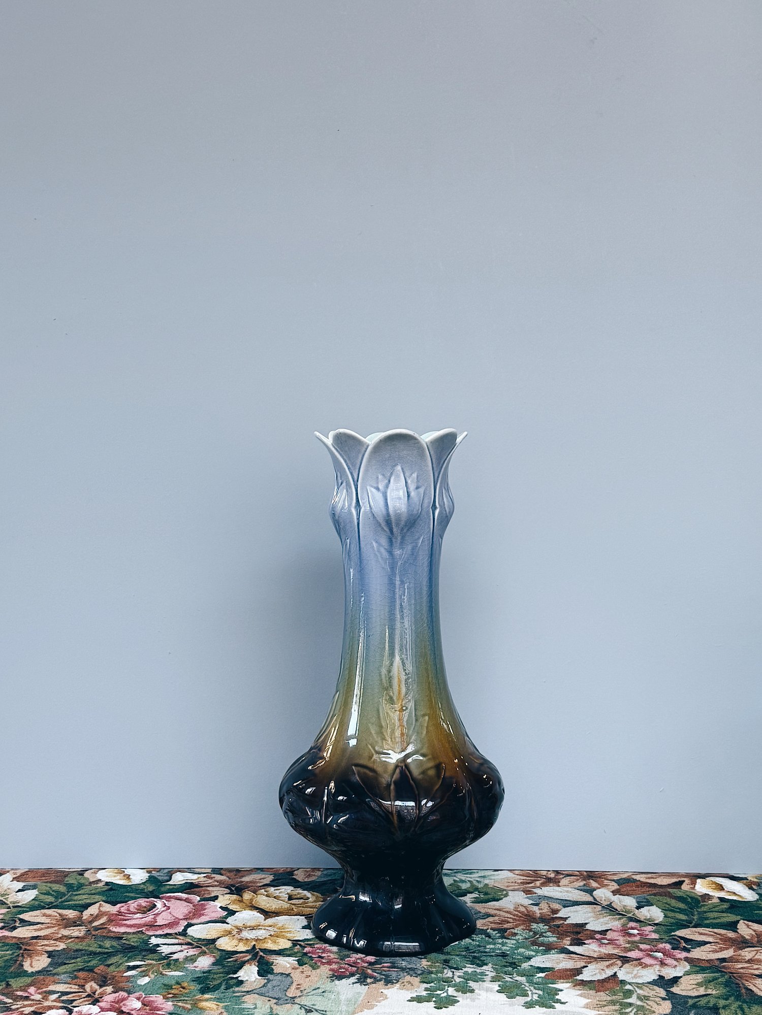 Vintage art nouveau Rörstrand Majolica vase
