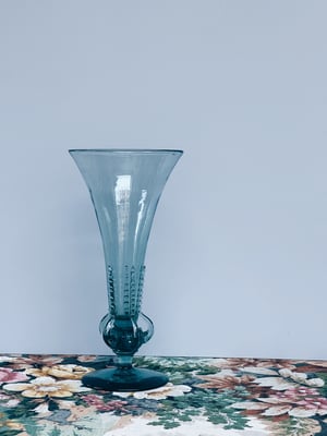 Art deco, Svensk vintage Kosta vase _den slanke