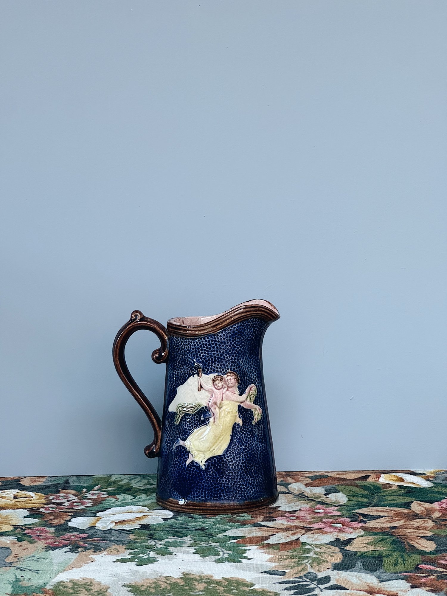 Majolica engle kande 