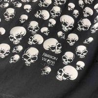Image 2 of Fashion Victim Skulls B/W 1992 XL