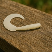 Image 1 of Pearl Nite-Glo Grub 5.5in (1pk)
