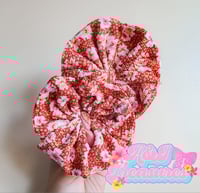 Image 4 of Orange Flowers(Multiple options) 