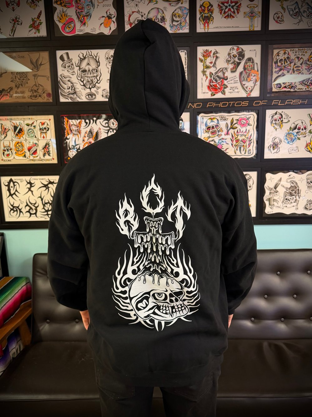 SKULL ZIP-UP HOODIE