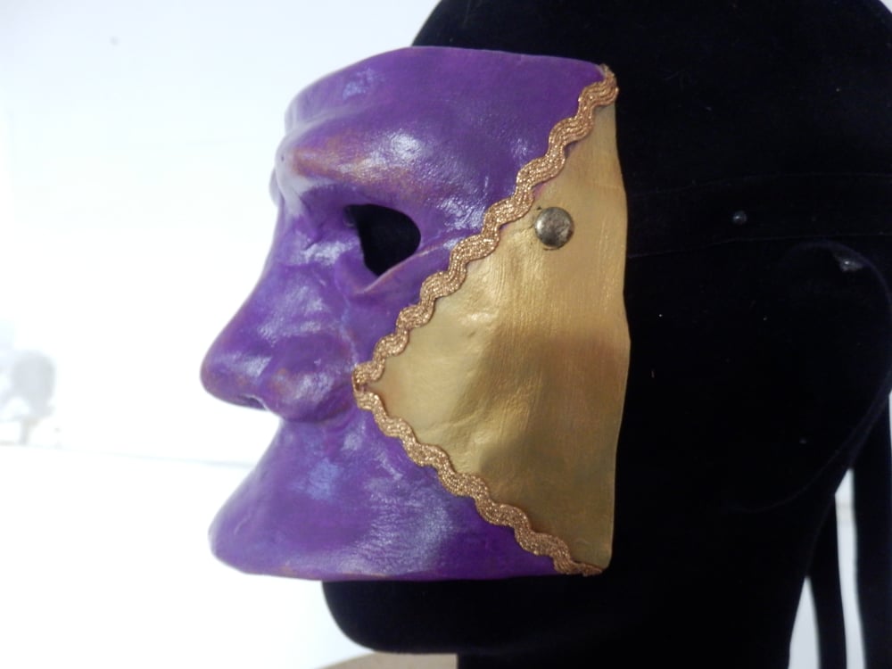 Purple Gold Bauta Mask