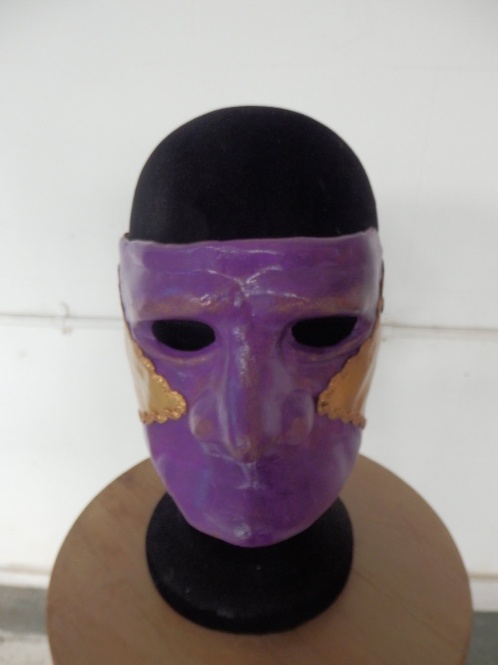 Purple Gold Bauta Mask
