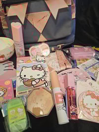 Image 4 of Hello Kitty Grey & Pink Backpack Bundle 