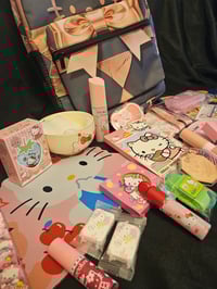 Image 5 of Hello Kitty Grey & Pink Backpack Bundle 