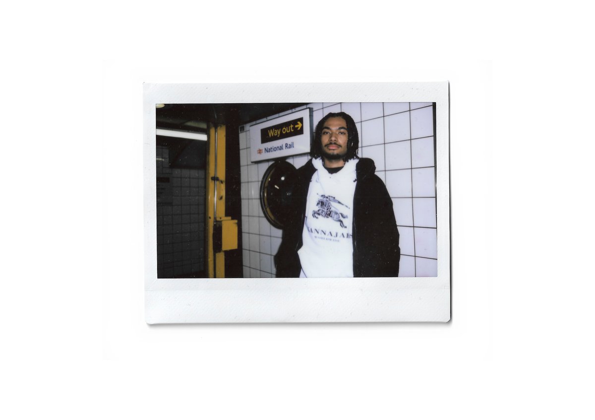 Image of KANNAJAHS WHITE HOODIE