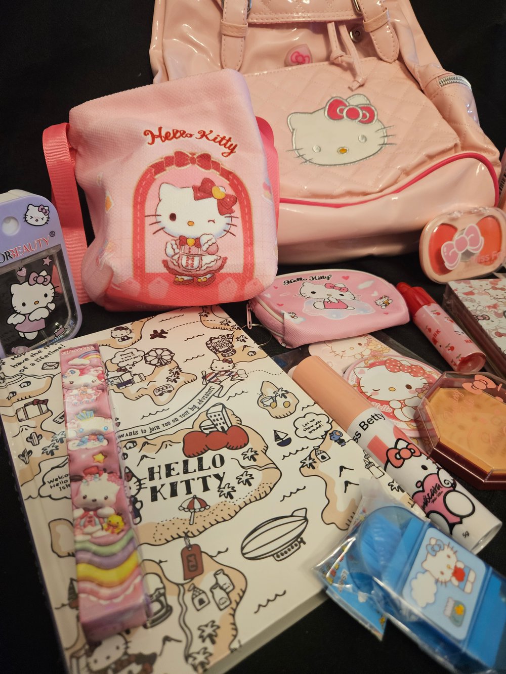 Image of Hello Kitty Backpack Bundle 