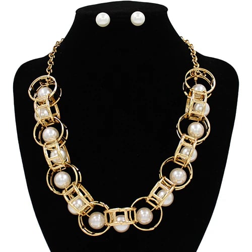 Image of Gold/Pearl Necklace 