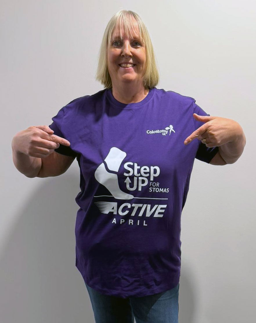 Step Up for Stomas, Active April t-shirt 
