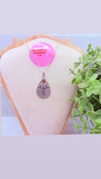 Amber Daffodil Necklace