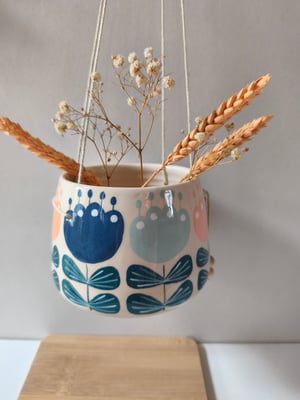 Image of    Pot suspendu fleur tulipe 