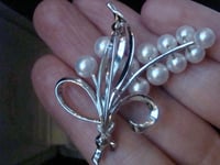 Image 4 of RETRO VINTAGE SILVER MIKIMOTO CULTURED PEARL BROOCH IN ORIGINAL BOX