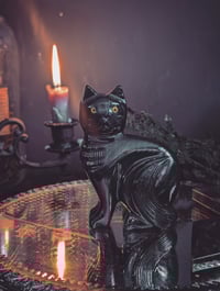 Image 1 of Carved Onyx cat 