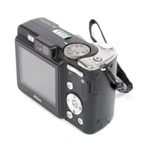 Image 6 of Nikon COOLPIX P50 digital camera TESTED #2011