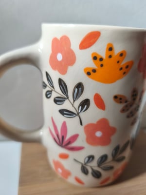 Image of  Grande tasse anse fleur rose