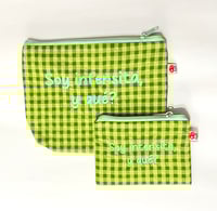 Image 2 of Monedero o neceser bordado   Soy intensita, y qué?