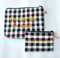 Image 2 of Monedero o neceser bordado  No me da la vida