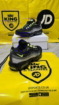 Image 12 of Mens Airmax 95s 
