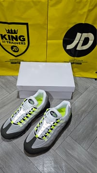 Image 13 of Mens Airmax 95s 