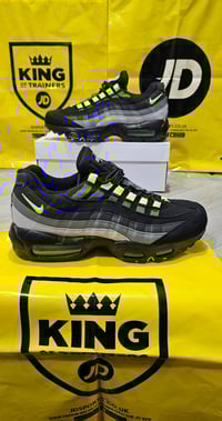 Image 9 of Mens Airmax 95s 