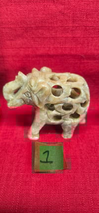 Image 2 of Éléphant vintage sculptée à la main en stéatite, avec bébé à l'intérieur - Lot de 3 #1